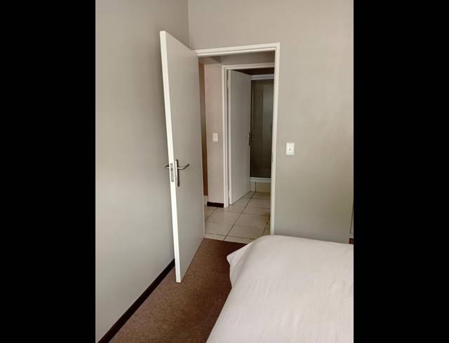 1 BEDROOM PROPERTY TO RENT IN PAULSHOF